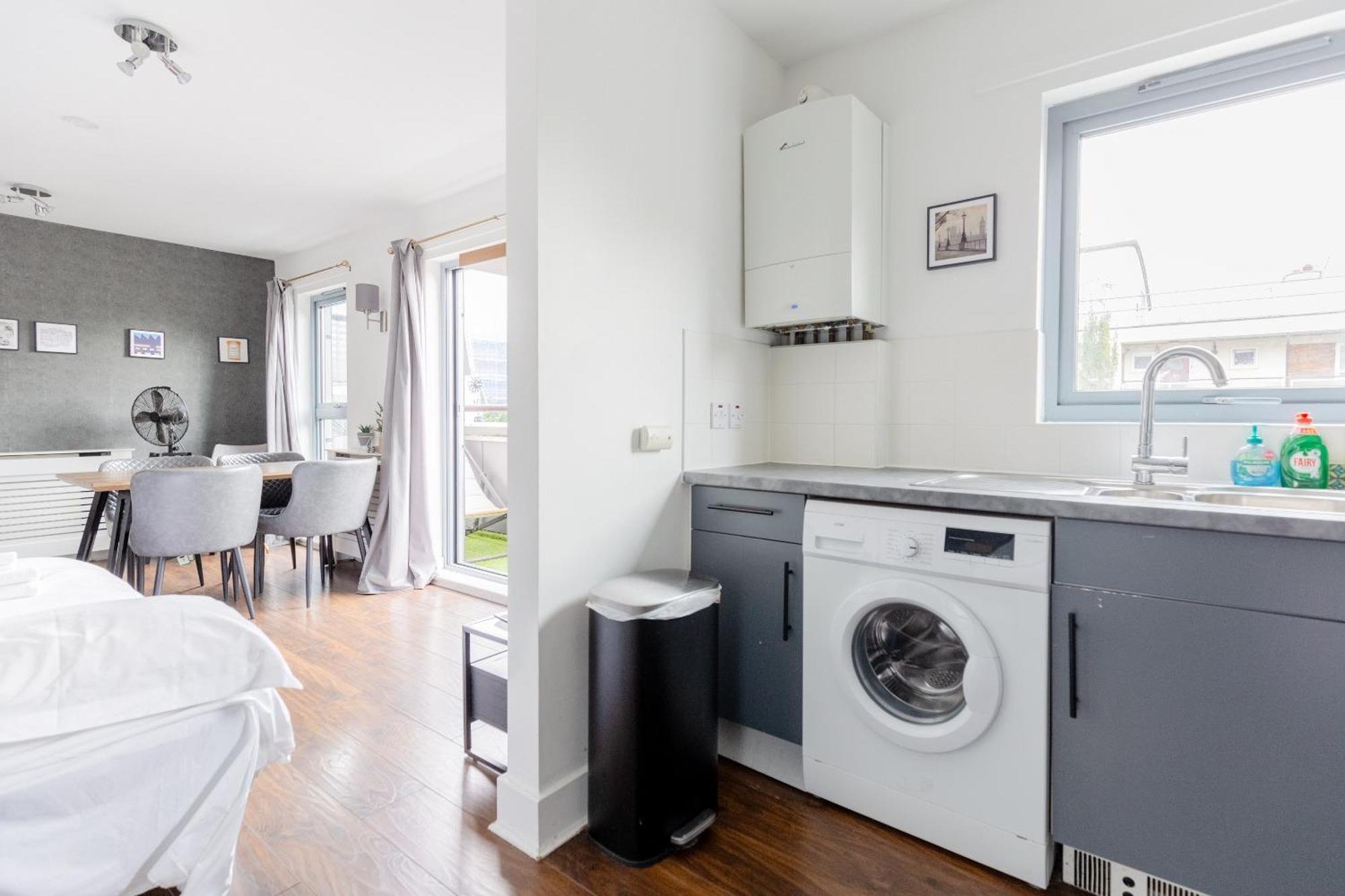 Bright 2 Bedroom Flat In Lambeth With Balcony Londra Dış mekan fotoğraf